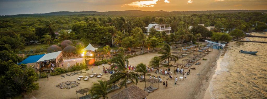 beach clubs in cartagena